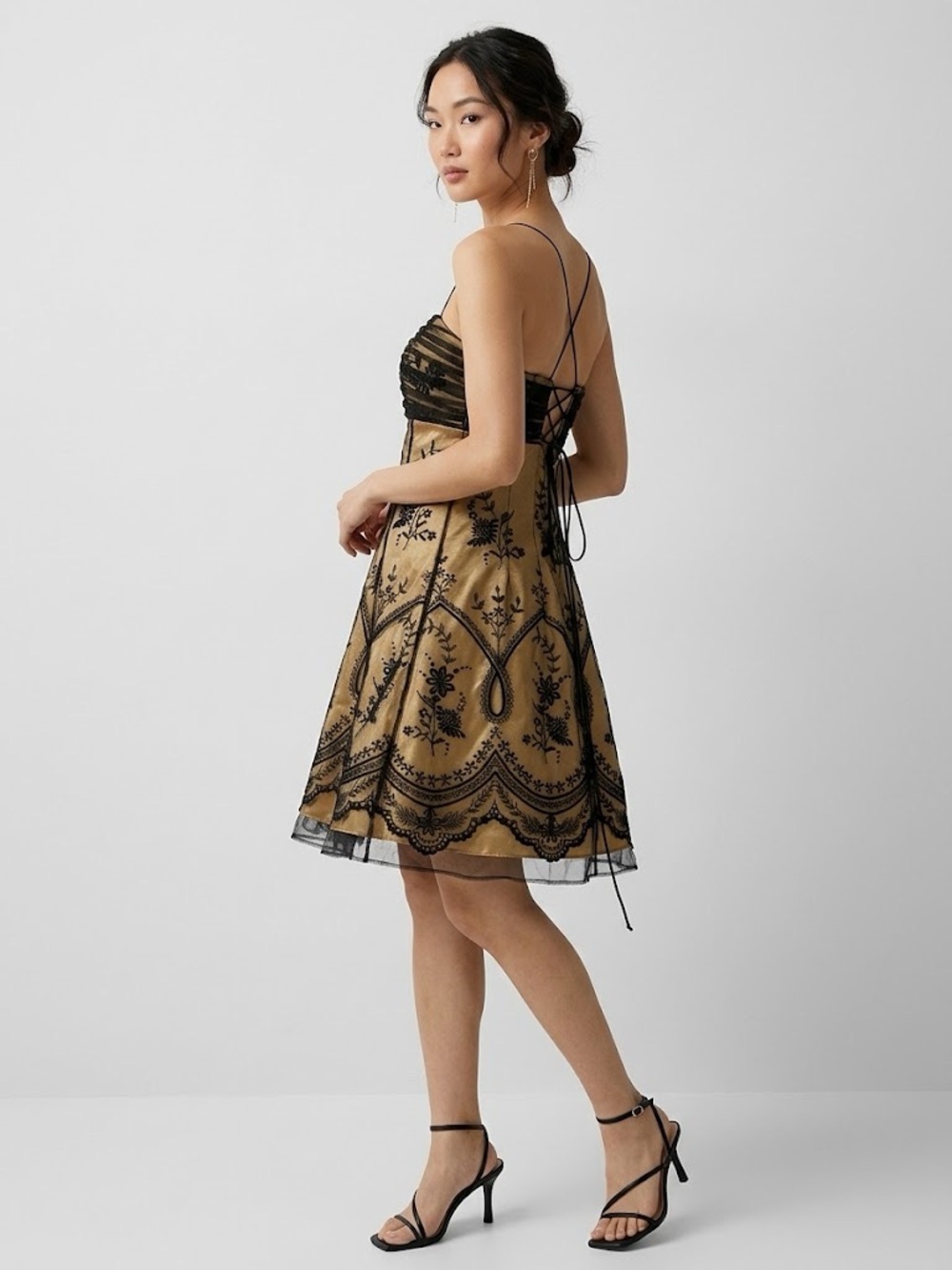 Morgan Floral Mini Dress Gold & Black Size 1/2